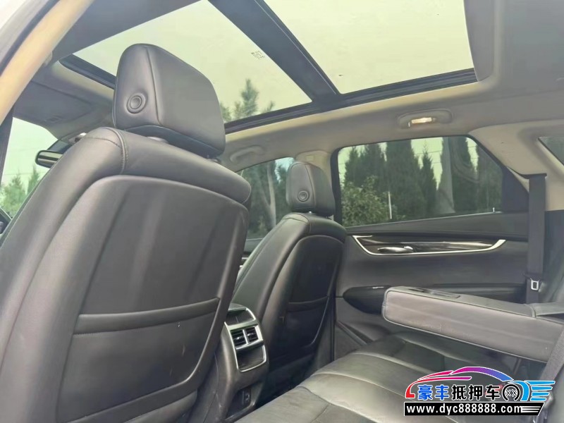 17年凯迪拉克XT5轿车抵押车出售