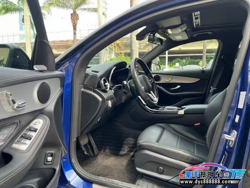 20年奔驰GLC轿车抵押车出售