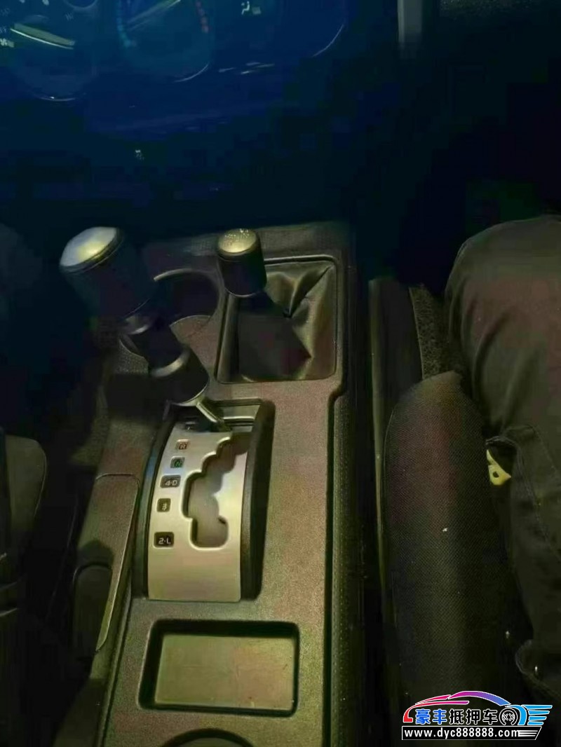 19年丰田兰德酷路泽（陆巡）轿车抵押车出售