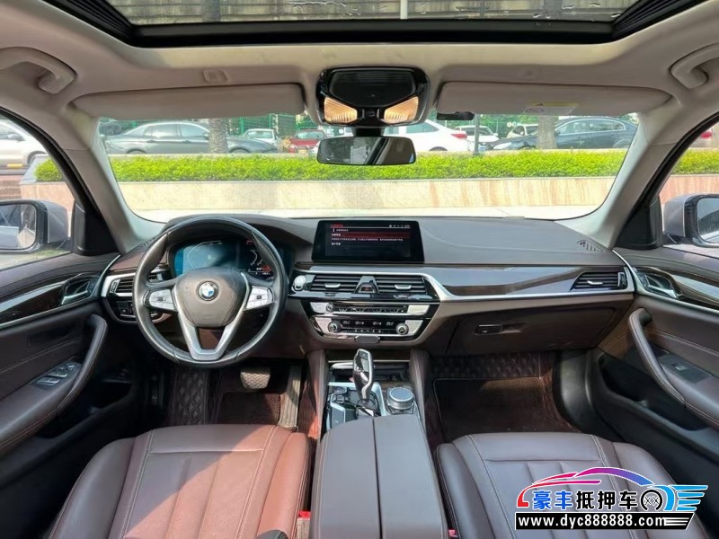 20年宝马5系轿车抵押车出售