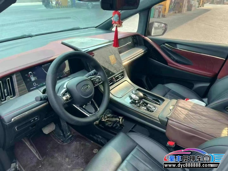 23年传祺M8轿车抵押车出售