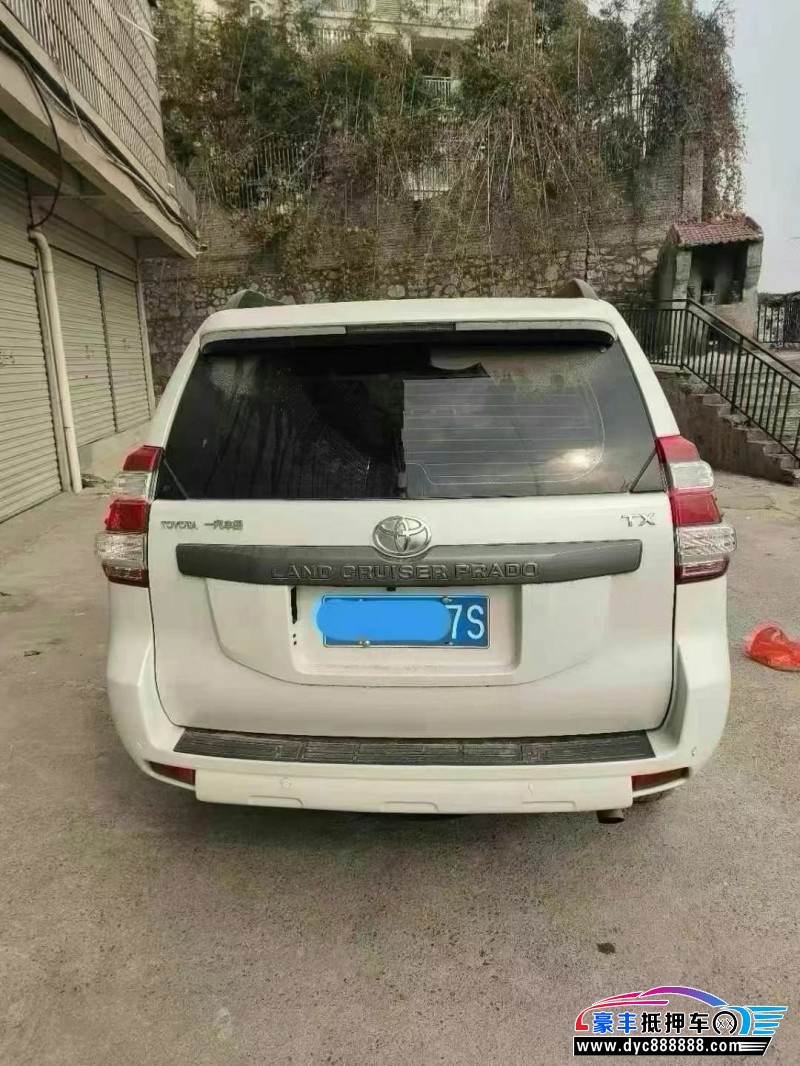 17年丰田普拉多（霸道）轿车抵押车出售