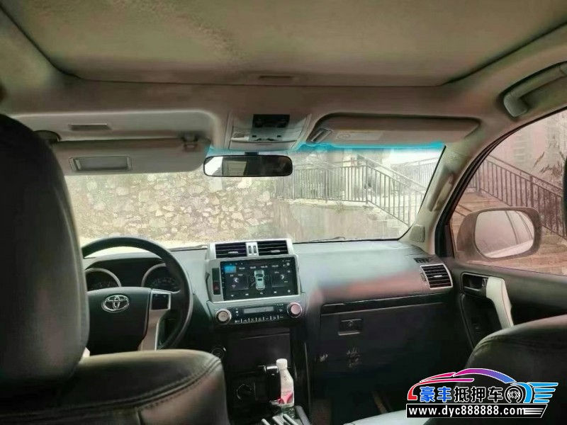 17年丰田普拉多（霸道）轿车抵押车出售