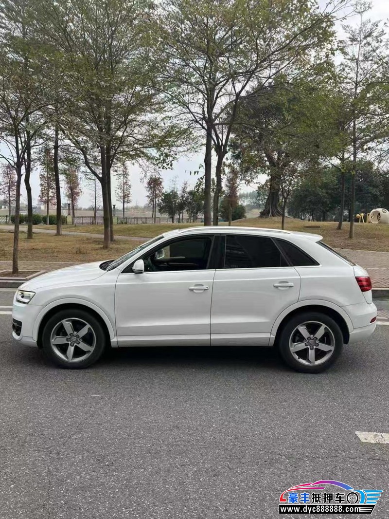 16年奥迪Q3轿车抵押车出售