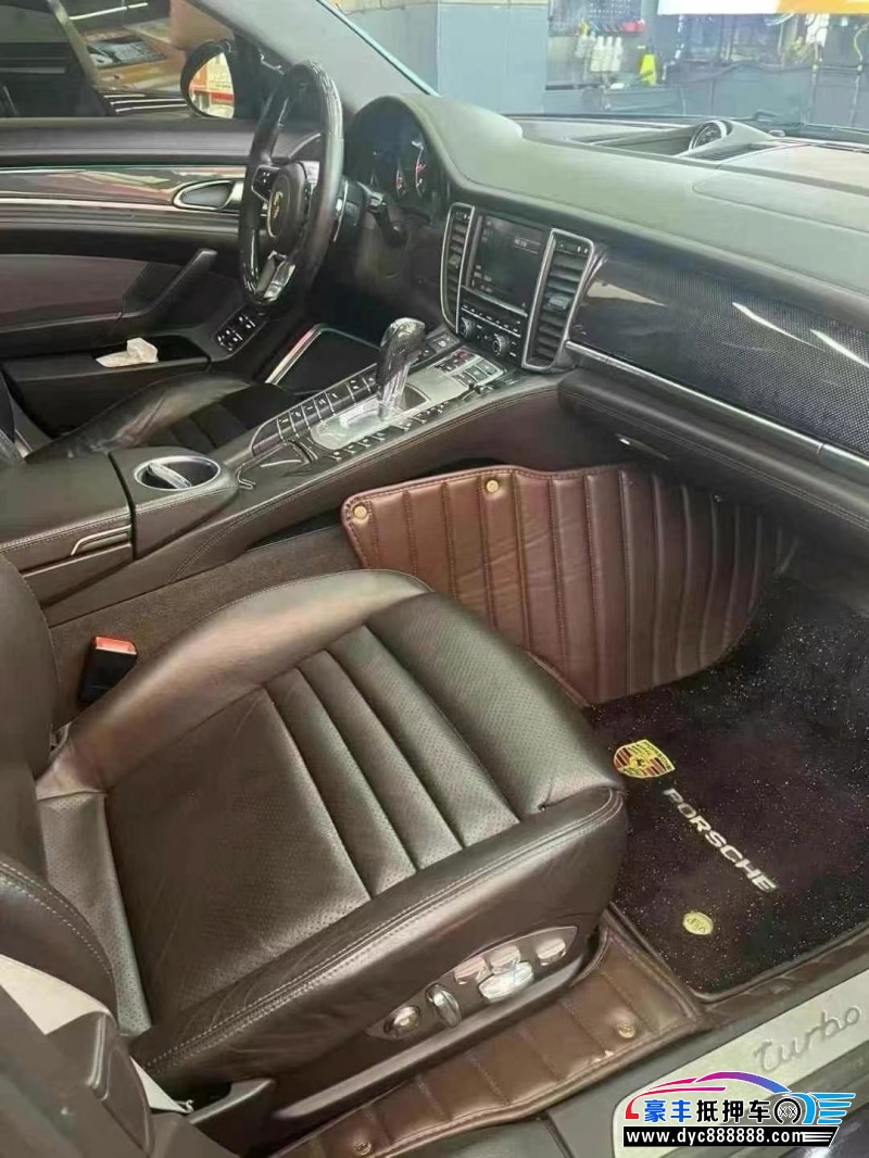 10年保时捷帕纳梅拉轿车抵押车出售