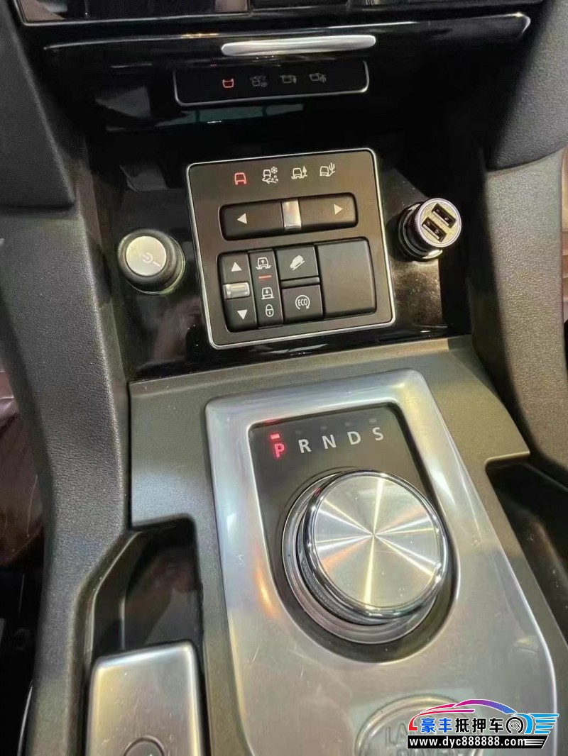 15年路虎发现4轿车抵押车出售