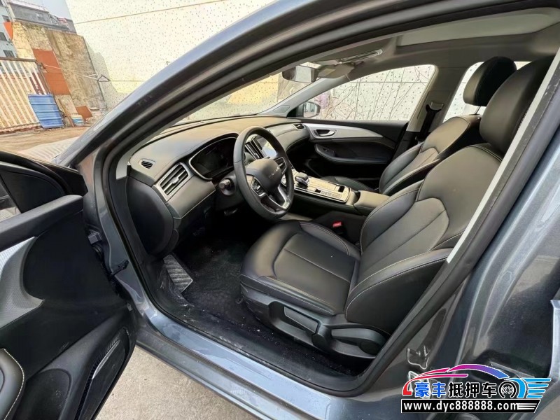 24年荣威i6轿车抵押车出售