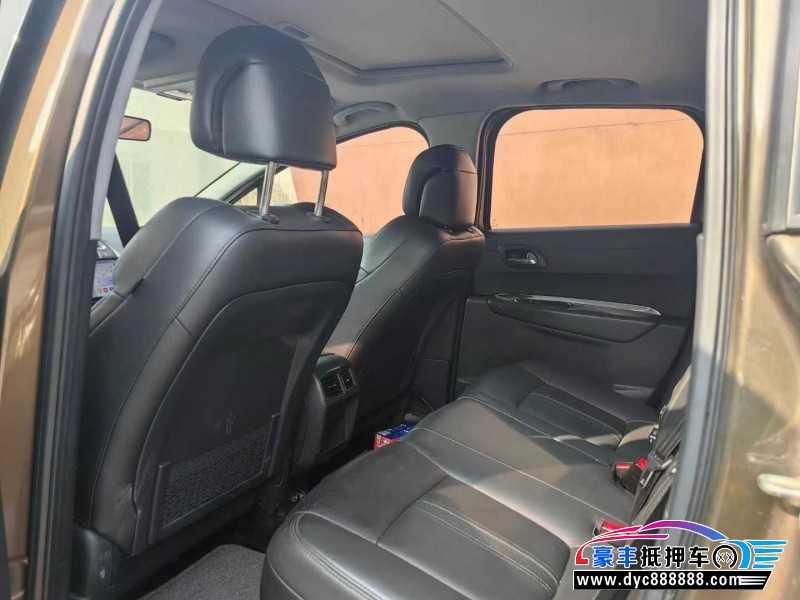 14年标致3008轿车抵押车出售