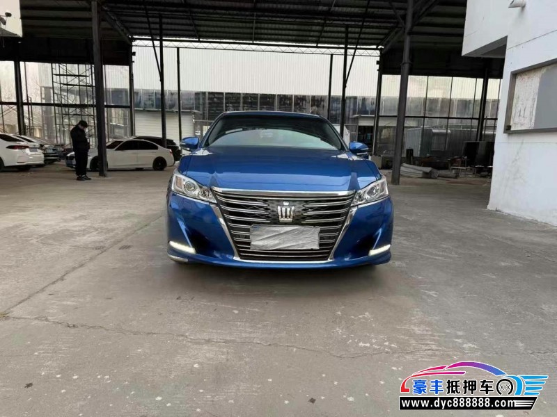 17年丰田皇冠轿车抵押车出售