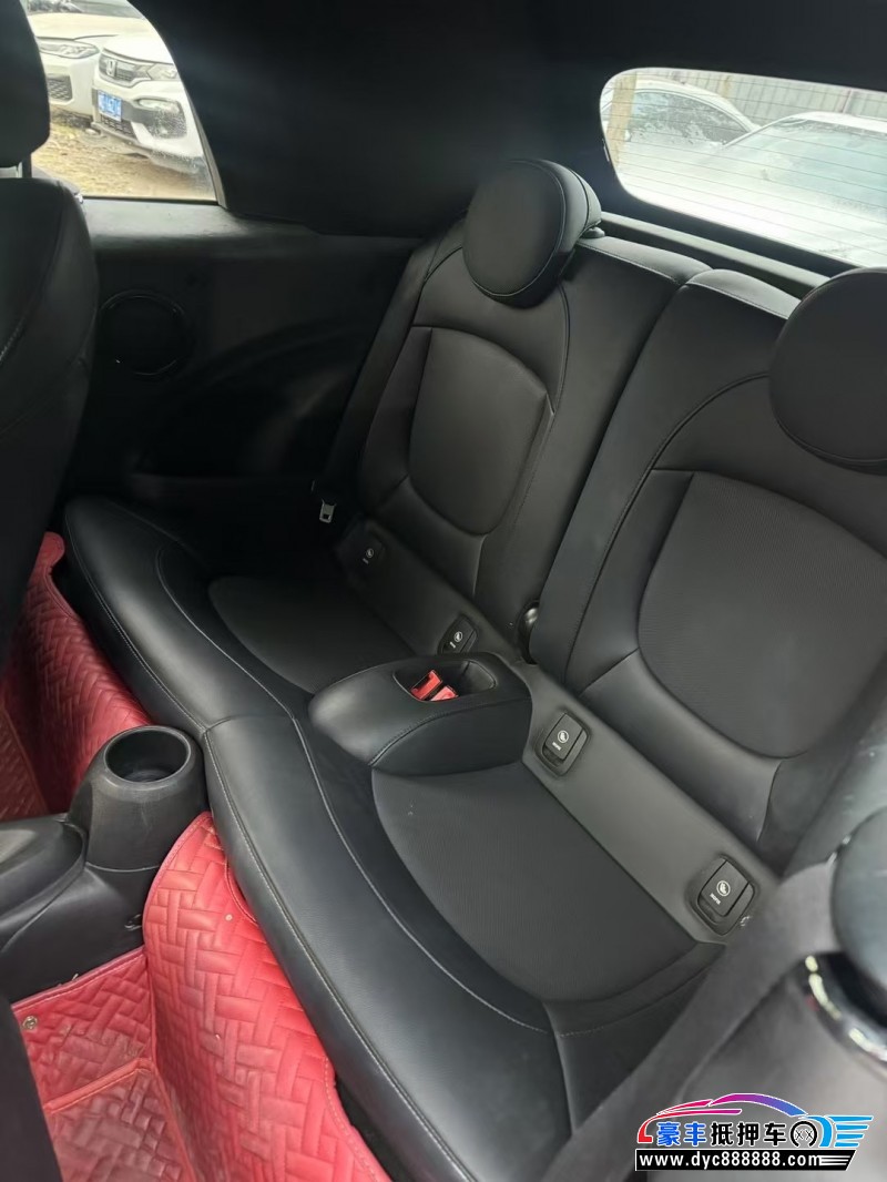 21年宝马MINI轿车抵押车出售