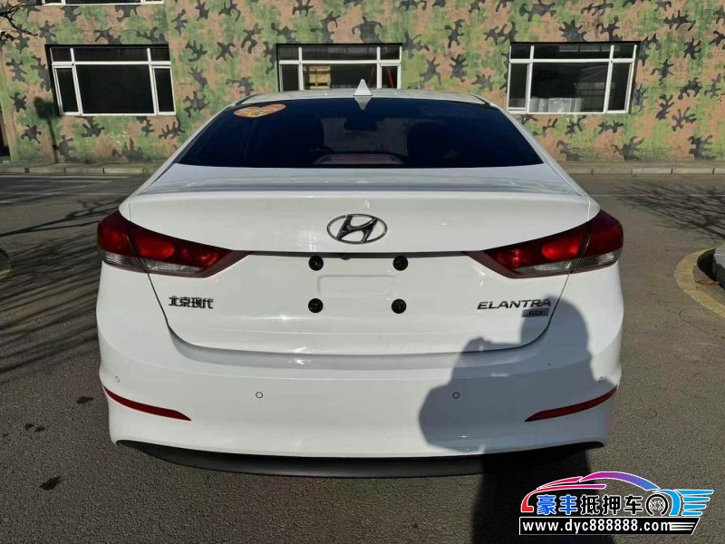 18年现代领动轿车抵押车出售