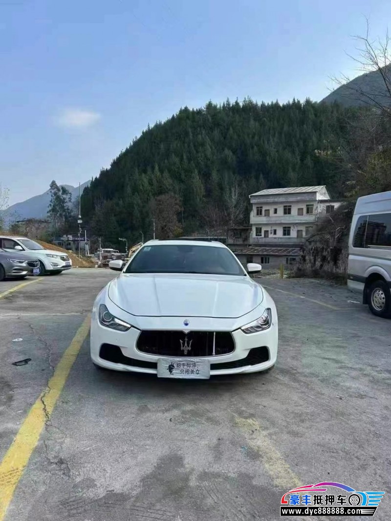 17年玛莎拉蒂Ghibli轿车抵押车出售