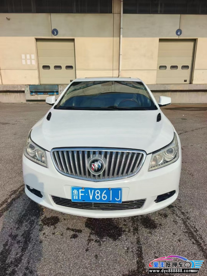 11年别克君越轿车抵押车出售