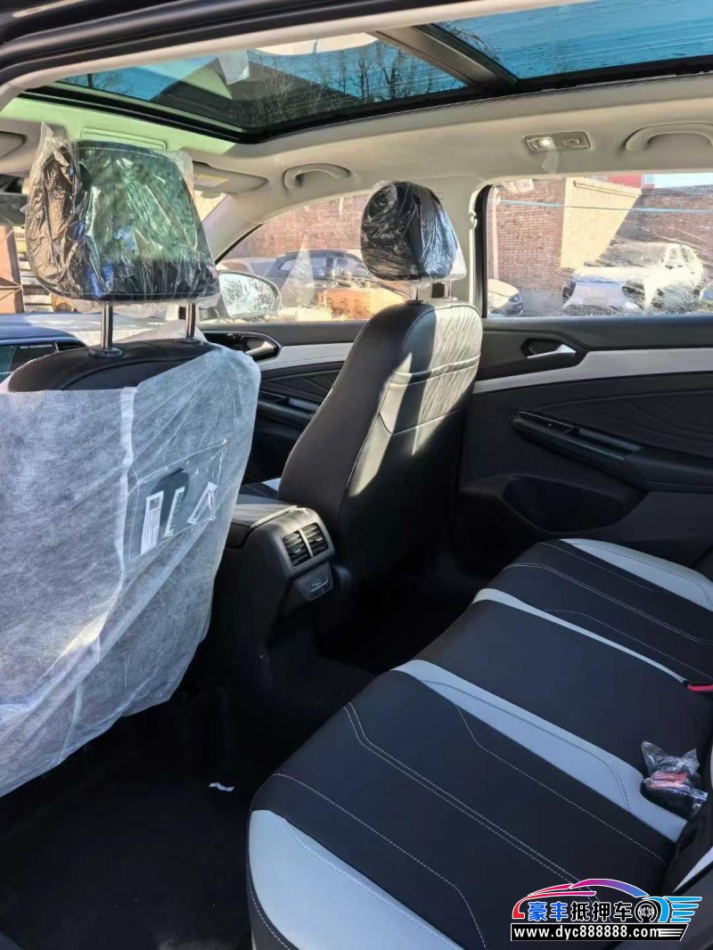 25年大众捷达轿车抵押车出售