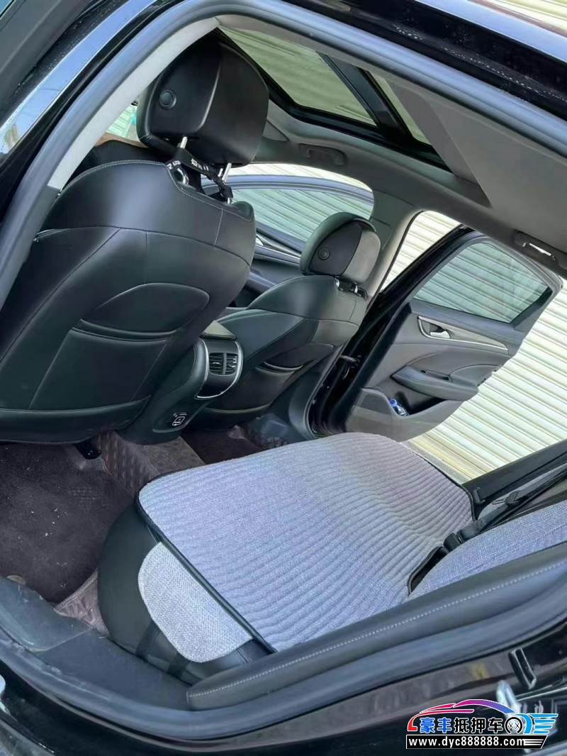 19年别克君越轿车抵押车出售