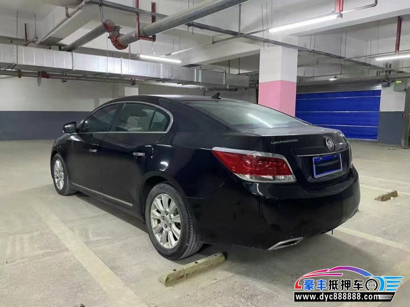 14年别克君越轿车抵押车出售