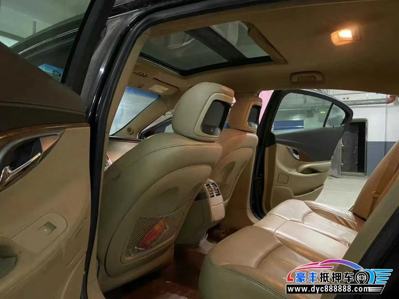 14年别克君越轿车抵押车出售