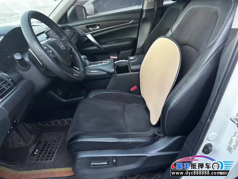 19年本田冠道轿车抵押车出售