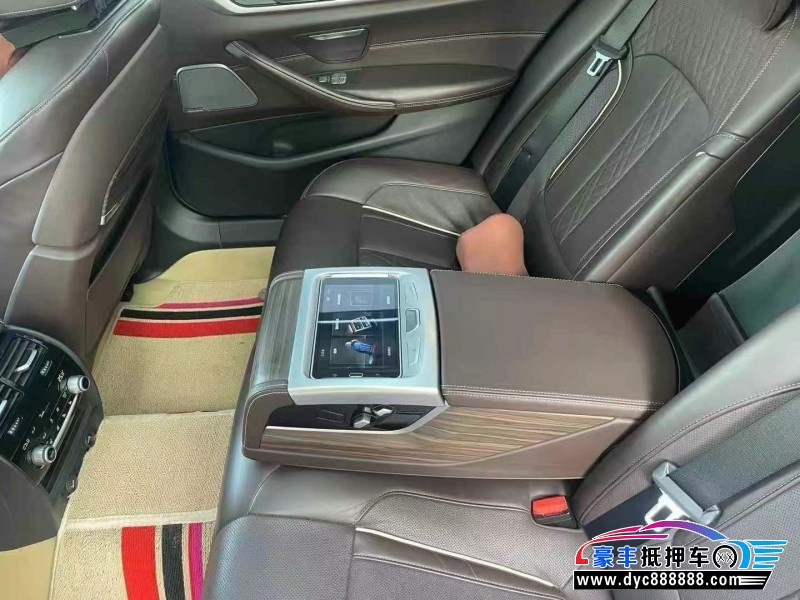 19年宝马5系轿车抵押车出售