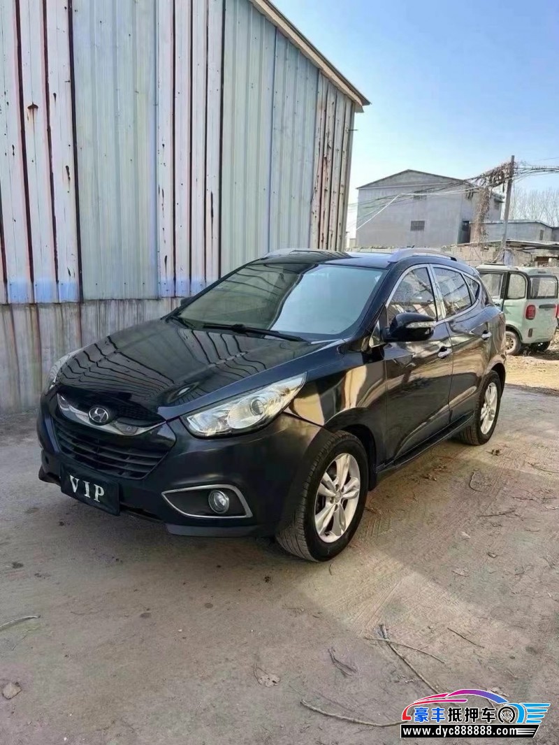 12年现代ix35轿车抵押车出售