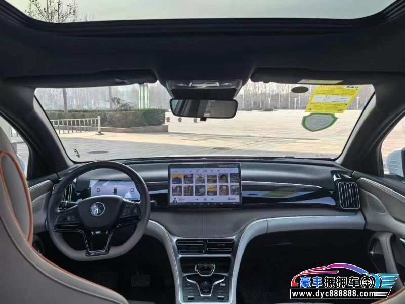 24年比亚迪宋轿车抵押车出售