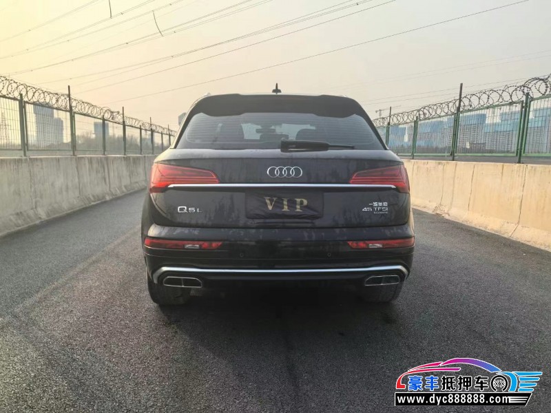 22年奥迪Q5SUV抵押车出售