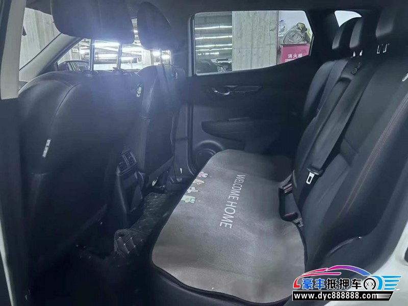 23年日产逍客轿车抵押车出售