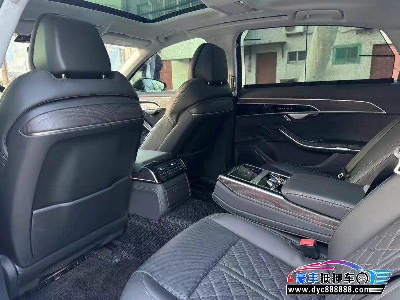 23年奥迪A8L轿车抵押车出售