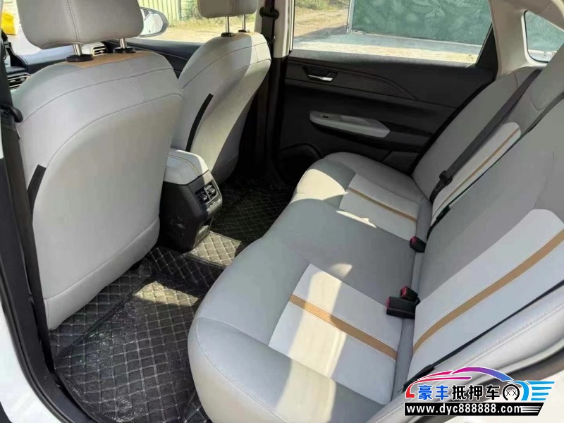 24年东风风神E70轿车抵押车出售