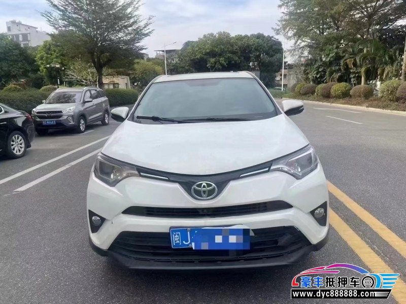 21年丰田RAV4轿车抵押车出售