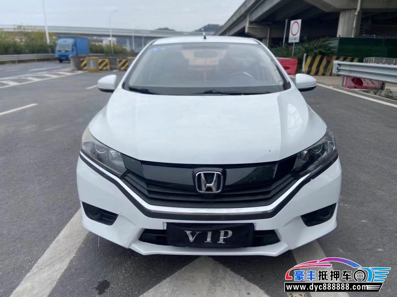 17年本田哥瑞轿车抵押车出售