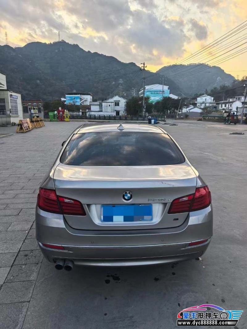 17年宝马5系轿车抵押车出售