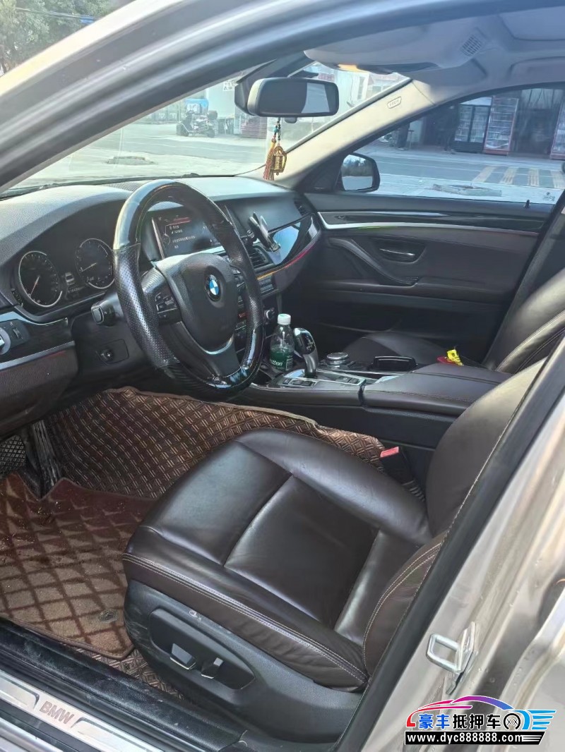 17年宝马5系轿车抵押车出售