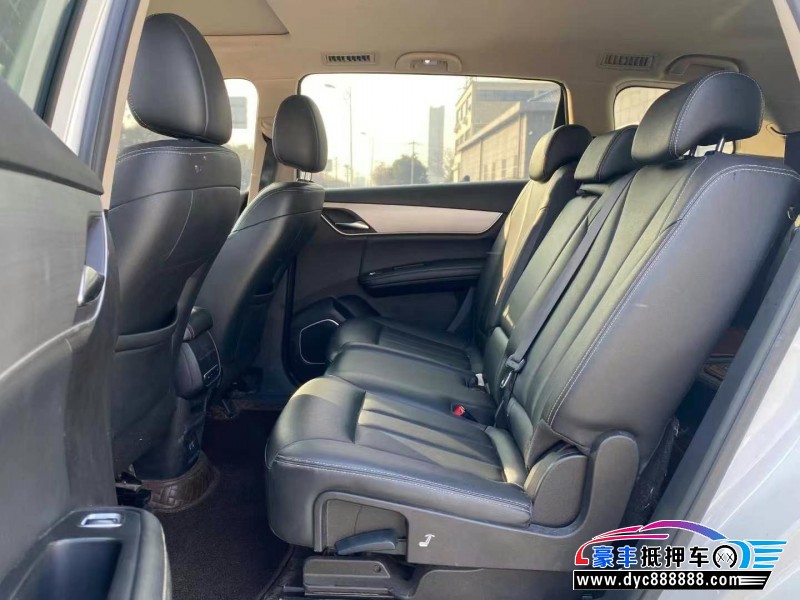 21年比亚迪宋轿车抵押车出售