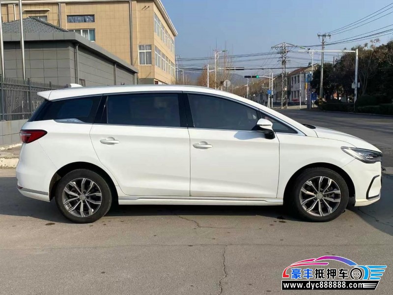 21年比亚迪宋轿车抵押车出售