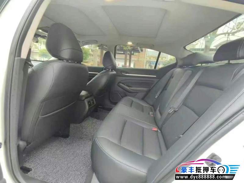 24年日产天籁轿车抵押车出售