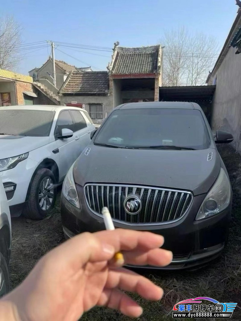 15年别克GL8轿车抵押车出售