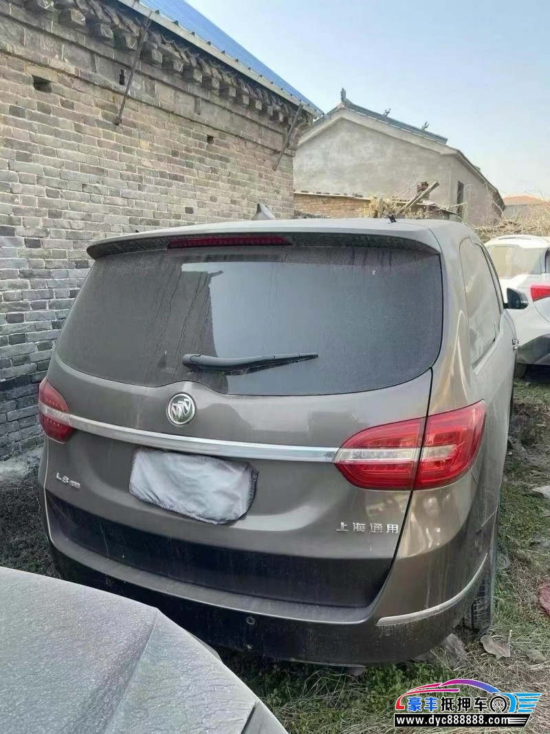 15年别克GL8轿车抵押车出售