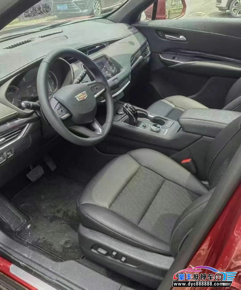 23年凯迪拉克XT4轿车抵押车出售