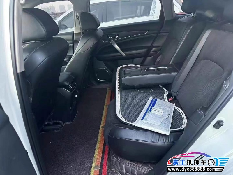 19年本田冠道轿车抵押车出售