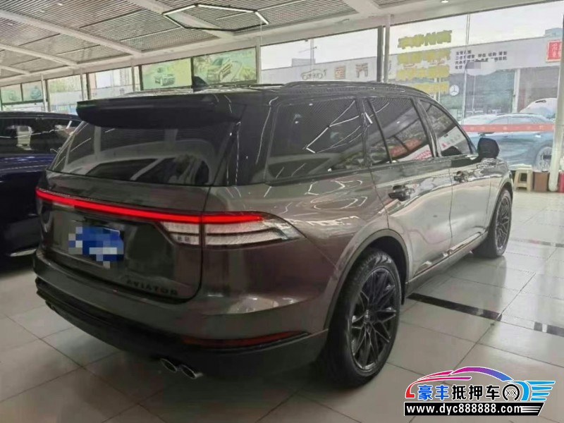 21年林肯飞行家轿车抵押车出售