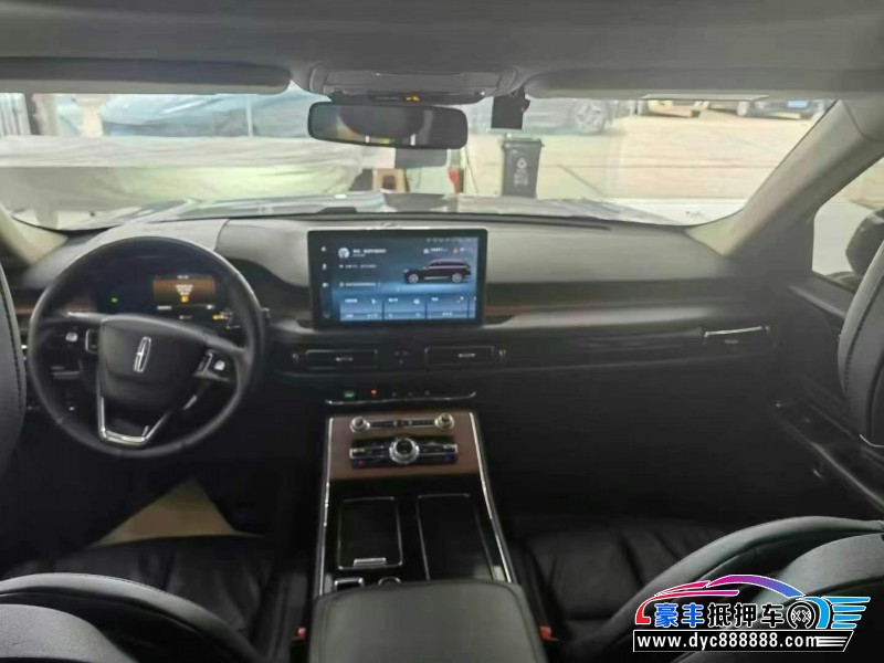 21年林肯飞行家轿车抵押车出售