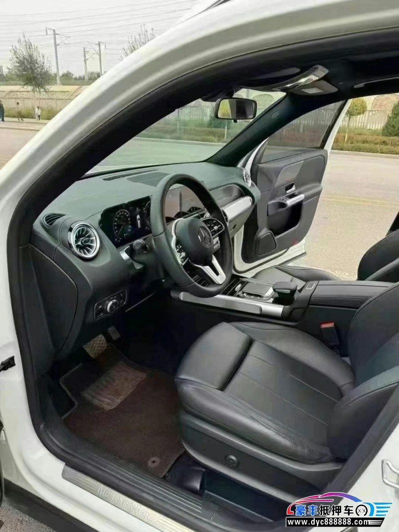 23年奔驰GLB轿车抵押车出售