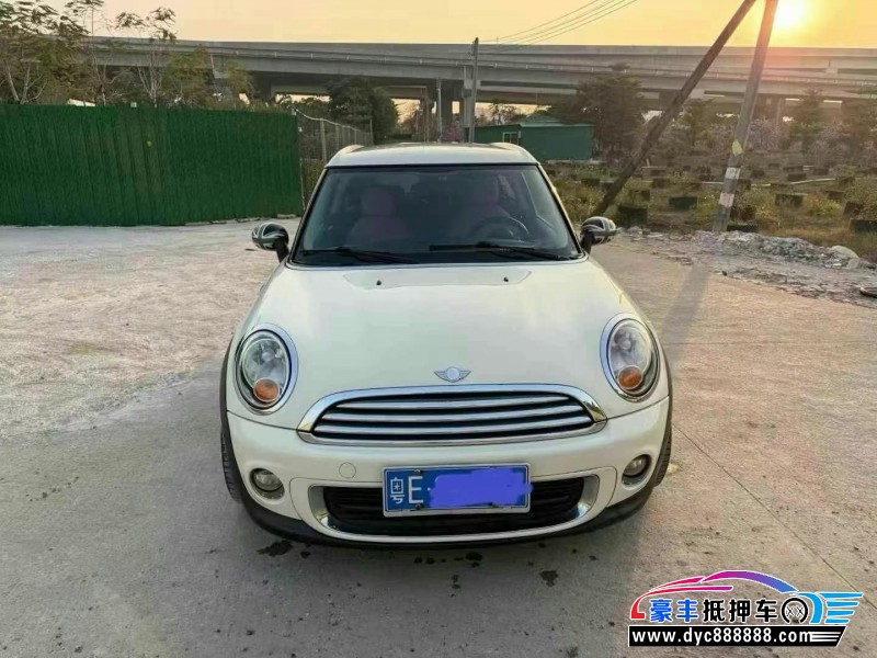 11年宝马MINI轿车抵押车出售