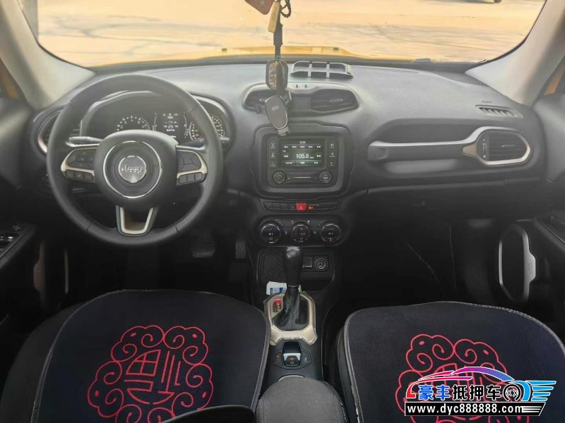 17年Jeep自由侠轿车抵押车出售