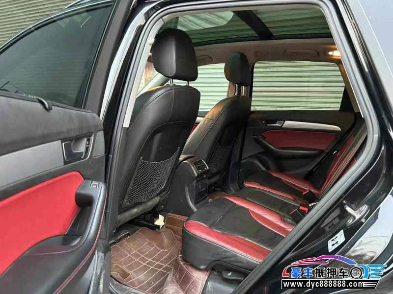 18年奥迪Q5轿车抵押车出售