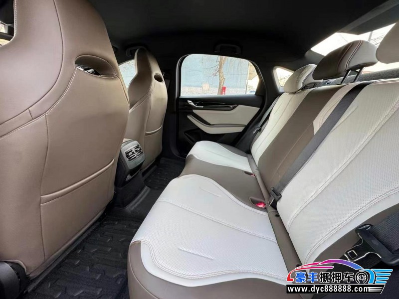 24年比亚迪秦轿车抵押车出售