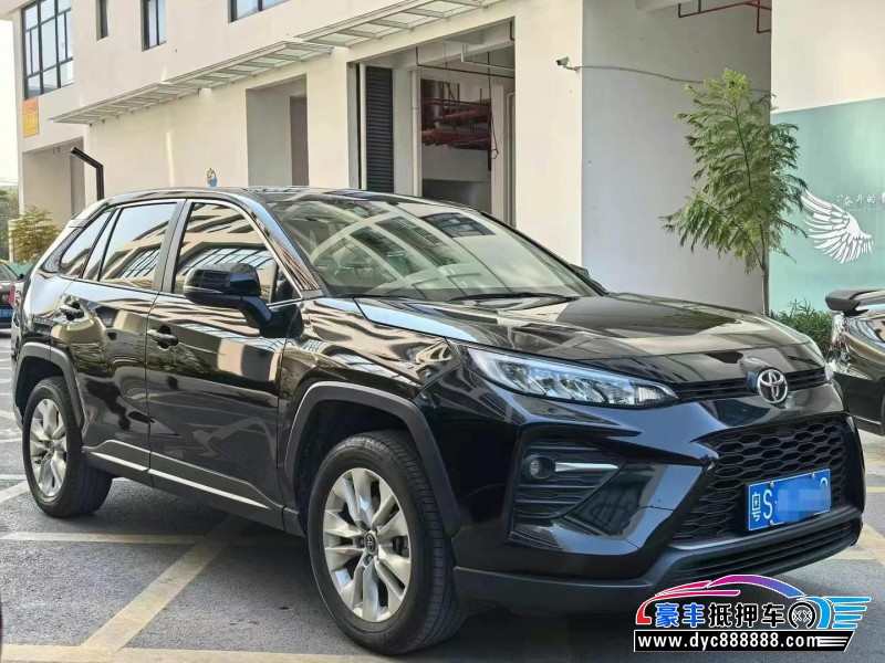 22年丰田威兰达轿车抵押车出售