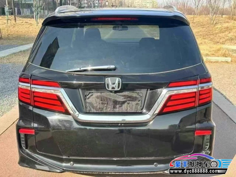 18年本田艾力绅轿车抵押车出售