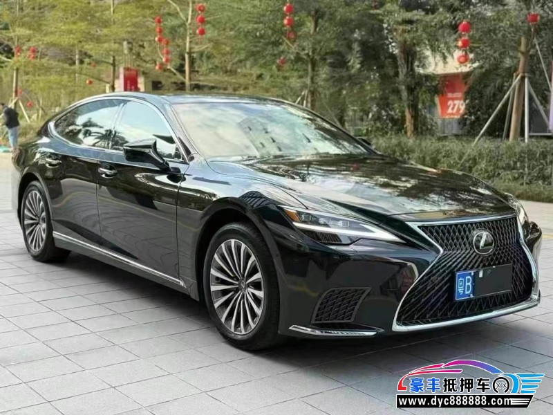 24年雷克萨斯LS轿车抵押车出售